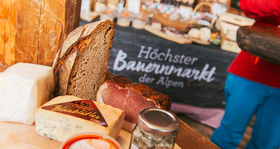 The highest farmer's market in the Alps in Ski amadé.
